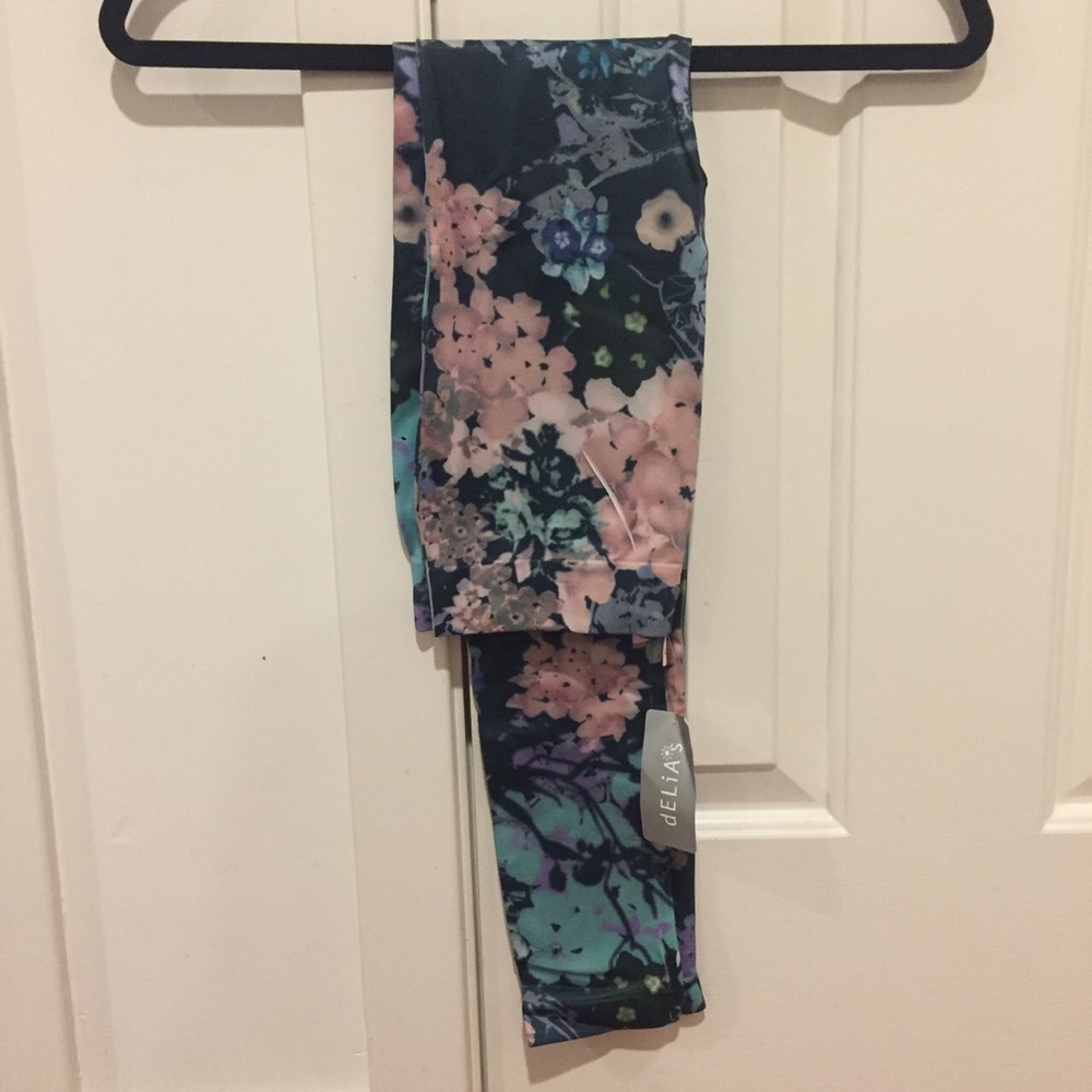Floral print Delia’s leggings
